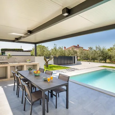 Parenzana By Villsy Nova Vas (Porec)