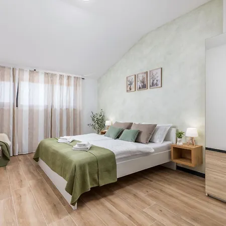 Parenzana Villa *