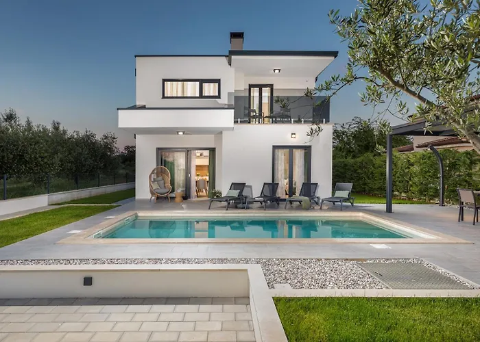 Villa Parenzana By Villsy Nova Vas