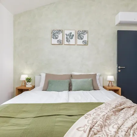 Parenzana By Villsy Nova Vas (Porec)