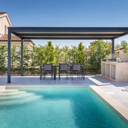 Parenzana By Villsy * Nova Vas (Porec)