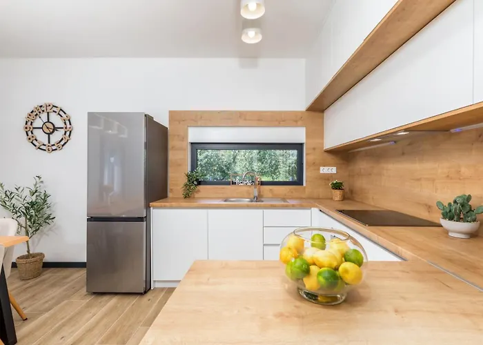 Vila Parenzana By Villsy