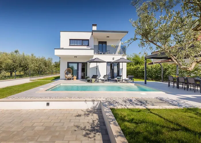 Parenzana By Villsy Villa